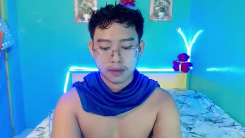 Snapshot of prince_valx chatting on April 19, 2026, 2:38 pm prince_valx online show from April 19, 2026, 2:38 pm