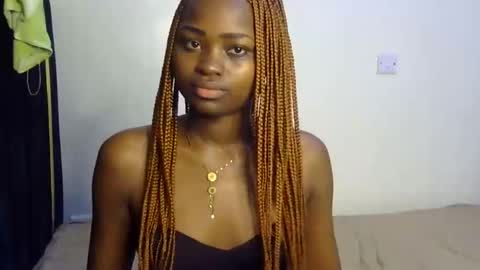 Snapshot of princess_bee1 chatting on October 27, 2025, 6:12 pm princess online show from October 27, 2025, 6:12 pm