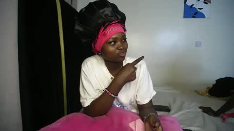 Snapshot of princess_bee1 chatting on January 8, 2026, 7:27 pm princess online show from January 8, 2026, 7:27 pm