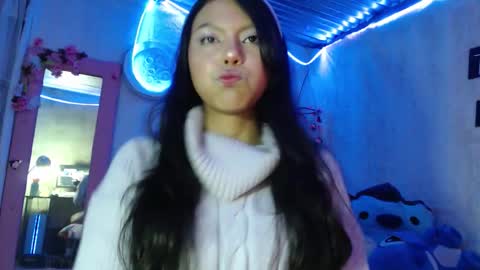  Elia  online show from October 18, 2025, 11:38 pm