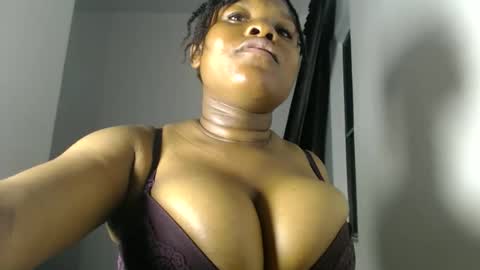 Snapshot of princess_karinaa chatting on April 21, 2026, 7:28 pm Karina online show from April 21, 2026, 7:28 pm