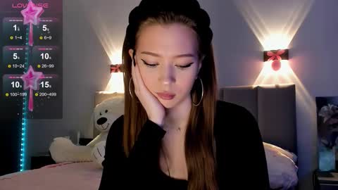 Princess Diana online show from September 22, 2025, 7:05 pm