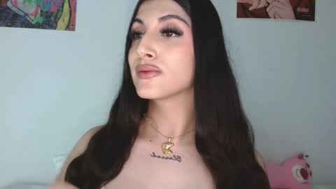 Sophie online show from February 11, 2026, 4:06 am