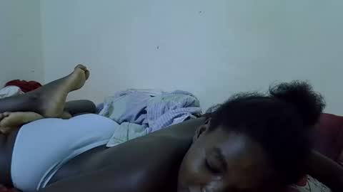 princess_scovia online show from April 16, 2026, 4:02 am