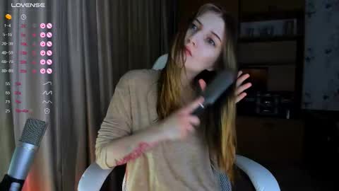 Snapshot of princessaalicc chatting on December 15, 2025, 12:20 pm princessaalicc online show from December 15, 2025, 12:20 pm