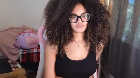 Snapshot of princessamberrrxo chatting on December 30, 2024, 8:36 pm Amber online show from December 30, 2024, 8:36 pm