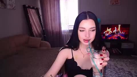 princessamira1 online show from May 5, 2026, 9:28 am