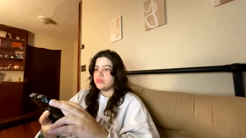 princessviccxo online show from November 26, 2025, 4:35 am