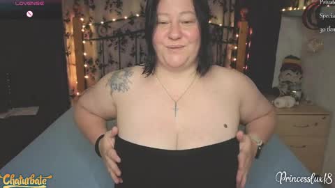 Lux Alot Luxi online show from April 7, 2026, 7:58 pm