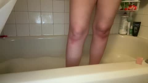 Snapshot of princessoftenis44 chatting on February 28, 2025, 10:06 pm princessoftenis44 online show from February 28, 2025, 10:06 pm