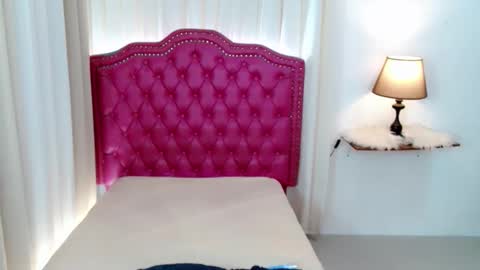 princessyanzy1 online show from March 31, 2026, 1:29 am