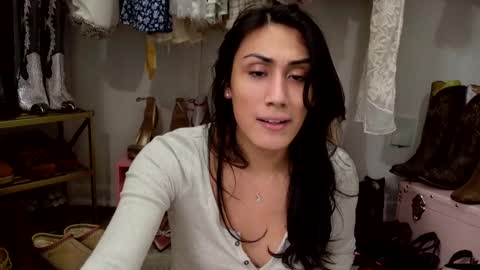 Snapshot of prinxessally chatting on January 30, 2025, 5:19 am Prinxessally online show from January 30, 2025, 5:19 am