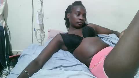 Snapshot of pritty_amber chatting on March 11, 2026, 7:25 am pritty_amber online show from March 11, 2026, 7:25 am