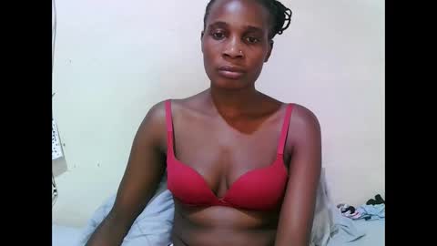 pritty_amber online show from May 17, 2026, 11:34 pm