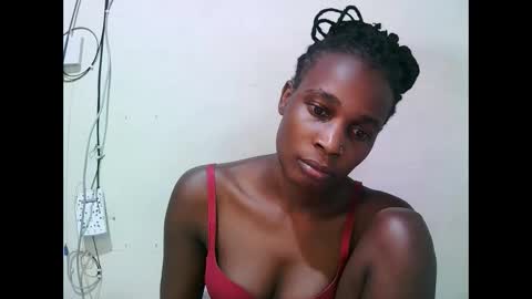 pritty_amber online show from May 25, 2026, 3:34 am
