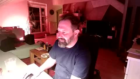 Snapshot of proband_007 chatting on April 9, 2026, 11:43 pm proband_007 online show from April 9, 2026, 11:43 pm