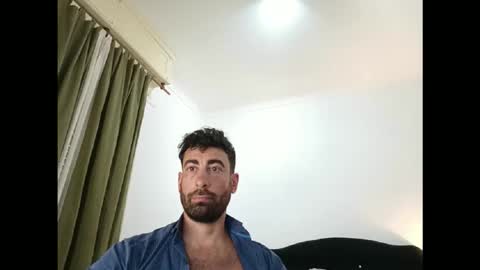 Snapshot of prof_sq36 chatting on April 19, 2026, 6:10 pm Martin online show from April 19, 2026, 6:10 pm