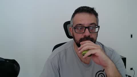 Snapshot of professional_manbd chatting on September 27, 2025, 3:50 pm Professional manBD online show from September 27, 2025, 3:50 pm