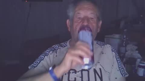 projectorepson online show from April 18, 2026, 7:29 pm