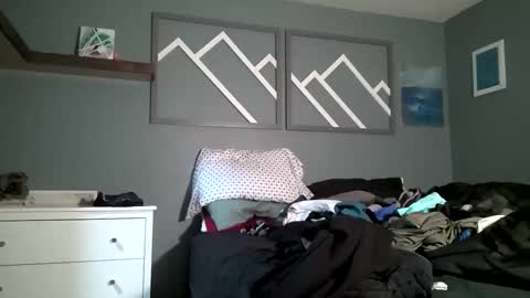 Snapshot of properfuct chatting on December 19, 2025, 4:52 am Properfuct online show from December 19, 2025, 4:52 am