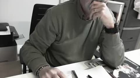 Snapshot of proplan chatting on February 15, 2025, 5:28 pm mature hairy guy online show from February 15, 2025, 5:28 pm