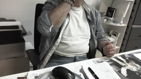 Snapshot of proplan chatting on September 18, 2025, 4:53 pm mature hairy guy online show from September 18, 2025, 4:53 pm