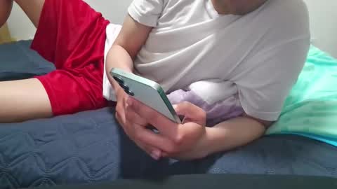 Prozacplz online show from April 26, 2026, 4:32 am