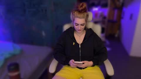 Queen of Pain online show from May 16, 2026, 7:45 pm