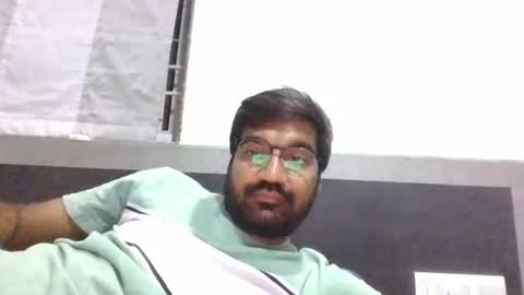 Snapshot of ptl1711 chatting on February 8, 2025, 5:39 pm ptl1711 online show from February 8, 2025, 5:39 pm