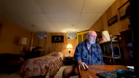 ptyhosefetish online show from November 29, 2025, 12:08 pm