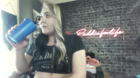 Krystle online show from April 6, 2026, 1:45 pm