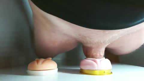 Snapshot of pude90 chatting on September 22, 2025, 6:15 am PuDe90 online show from September 22, 2025, 6:15 am