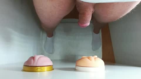 Snapshot of pude90 chatting on November 21, 2025, 7:18 am PuDe90 online show from November 21, 2025, 7:18 am