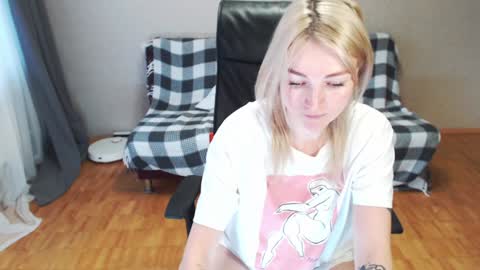 Snapshot of puma_ma chatting on December 14, 2024, 7:07 am Polly online show from December 14, 2024, 7:07 am