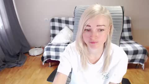 Polly online show from March 16, 2026, 5:44 am