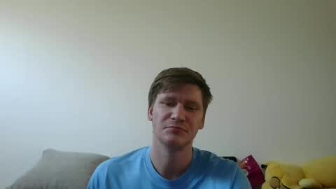 punkindrublic25 online show from March 18, 2026, 2:42 pm