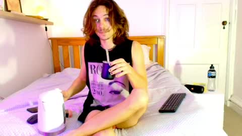 Snapshot of punktwink420 chatting on April 13, 2026, 11:54 pm Punktwink420 online show from April 13, 2026, 11:54 pm