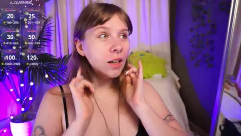 constant schedule Wednesday  Friday  Saturday  Sunday  The Rosemarie online show from September 21, 2025, 5:42 am