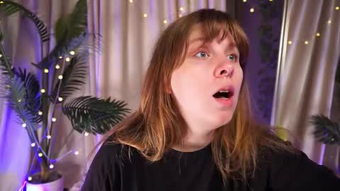 constant schedule Wednesday  Friday  Saturday  Sunday  The Rosemarie online show from October 5, 2025, 5:39 am