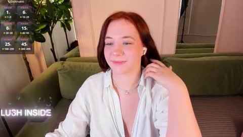 Snapshot of pure_flower_alison chatting on February 11, 2026, 2:00 pm Alison online show from February 11, 2026, 2:00 pm