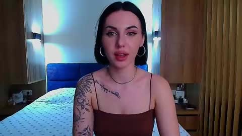 Snapshot of pure_temptation_j chatting on July 18, 2026, 4:44 pm Julia online show from July 18, 2026, 4:44 pm