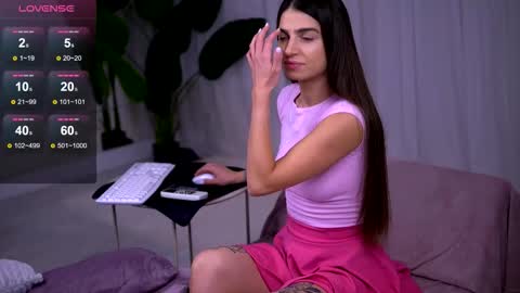 Emily online show from September 14, 2025, 3:05 am