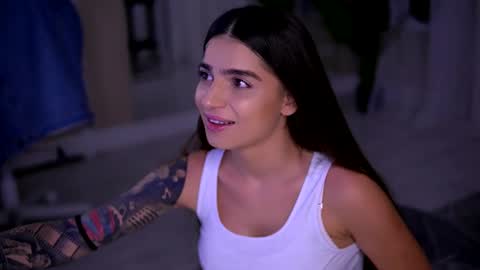 Emily online show from November 3, 2025, 4:36 am