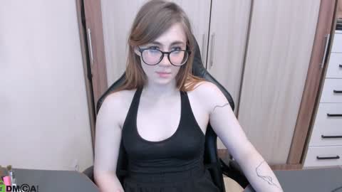 Snapshot of pureheartt chatting on February 1, 2025, 6:40 pm I am Mila online show from February 1, 2025, 6:40 pm