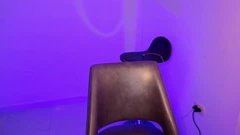 purepleasure25 online show from November 29, 2025, 9:51 pm