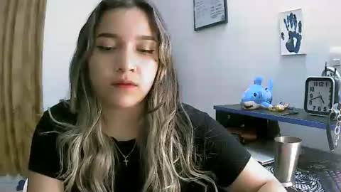 Lizzy online show from April 14, 2026, 6:30 am