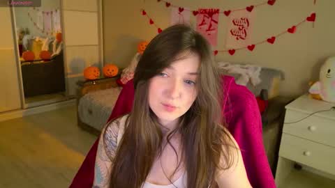 Bella online show from November 5, 2025, 5:40 am