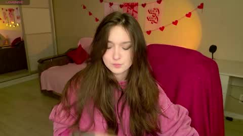 Bella online show from November 25, 2025, 5:29 am