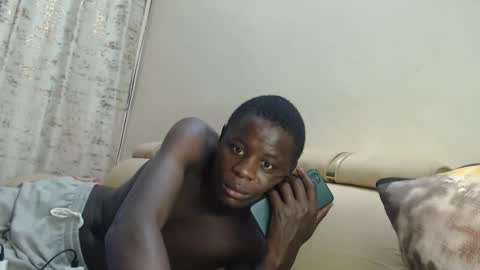 purple_hearts online show from October 19, 2025, 2:23 am