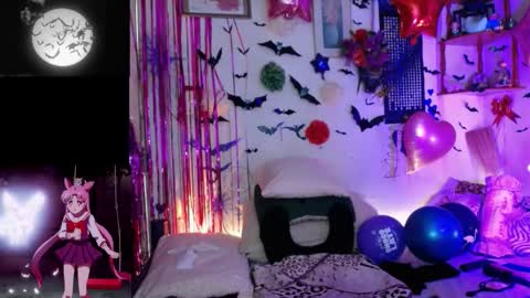 purplekattlyn online show from November 17, 2025, 6:24 pm